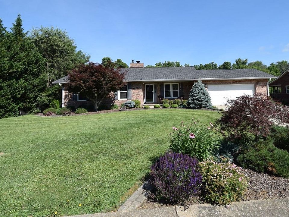 1st image of 2804 Sharpsburg Dr