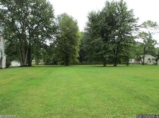 25827 John Rd, Olmsted twp, OH 44138