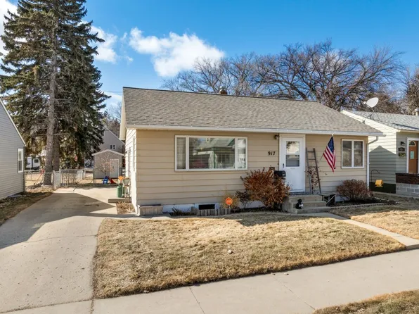 917 17th St NW #0, Minot, ND 58703