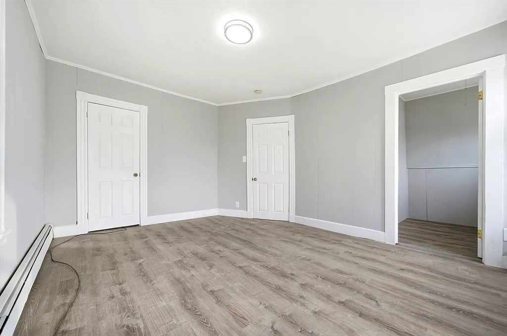 Building Photo - 29-31 Auburn St #2L