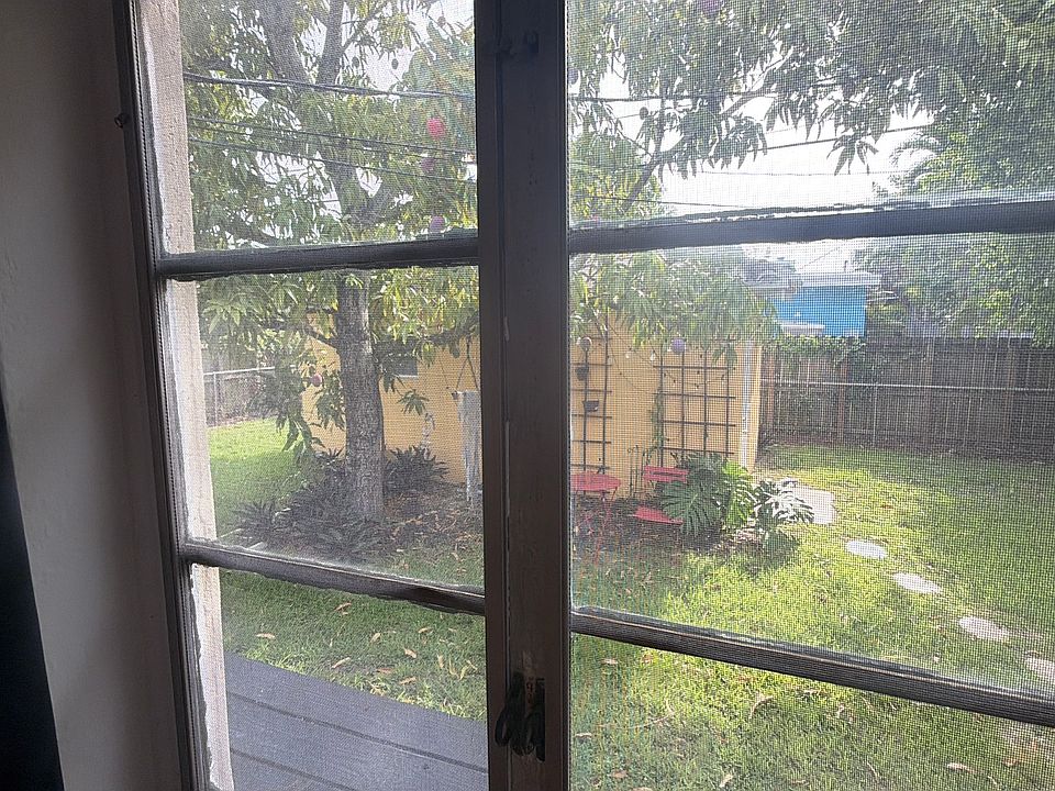 1st image of 2770 SW 30th Ave #1
