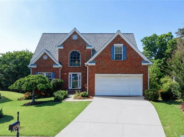 5690 Martin Grove Dr NW, Lilburn, GA 30047