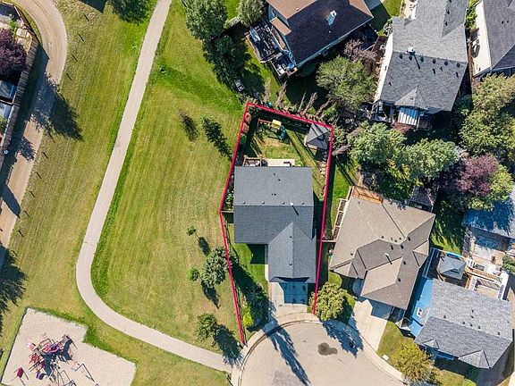 3rd image of 6 NW Strathford Pl