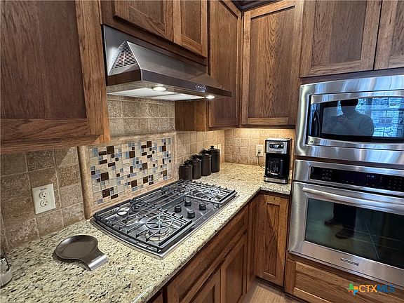 5th image of 2306 Arroyo Grande