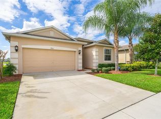 1904 Thetford Cir, Orlando, FL 32824