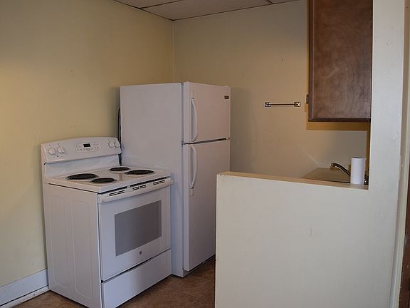 4th image of 333 E Bishop St #C