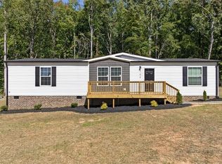 166 Christophers Ct, Lexington, NC 27295