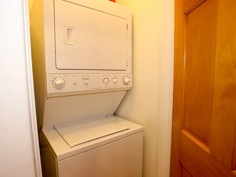 3418 N Bosworth Ave #2 — Photo 18