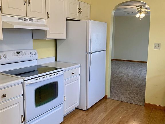 5th image of 1763 Brown Ave