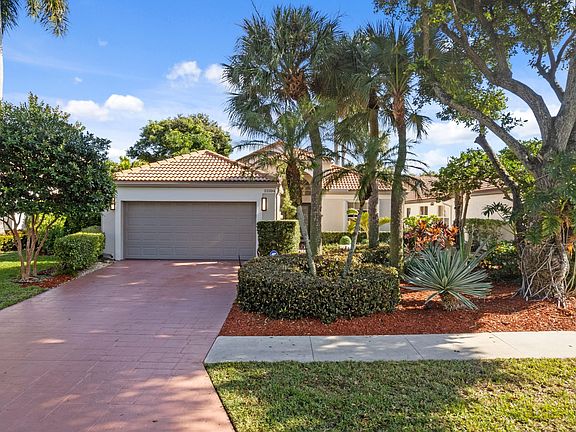 2nd image of 22594 Esplanada Drive