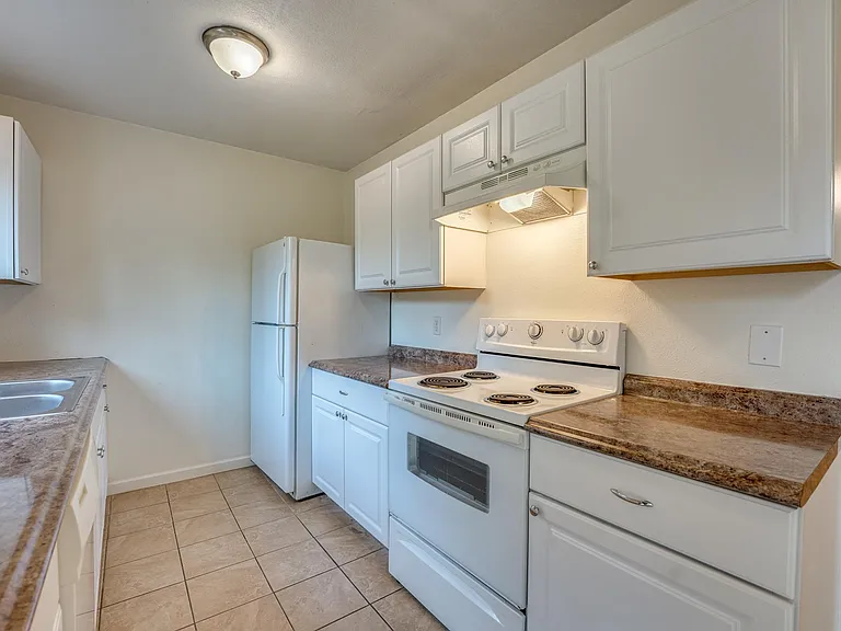 Kitchen 3