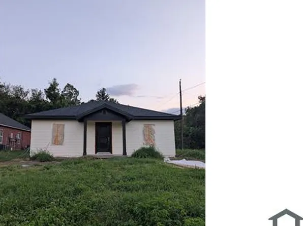 1067 Persimmon St, Mobile, AL