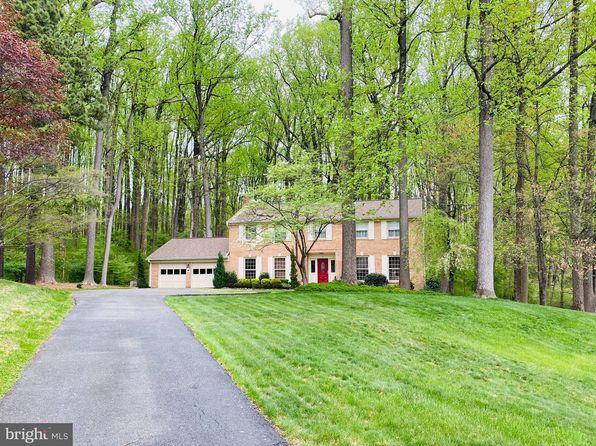9 Falling Creek Ct, Silver Spring, MD 20904