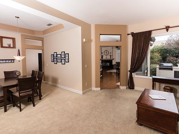 2nd image of 624 Julmar Ct