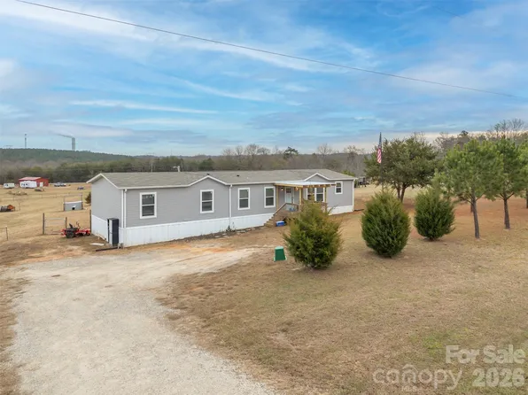 859 Henry Jenkins Rd, Mooresboro, NC 28114