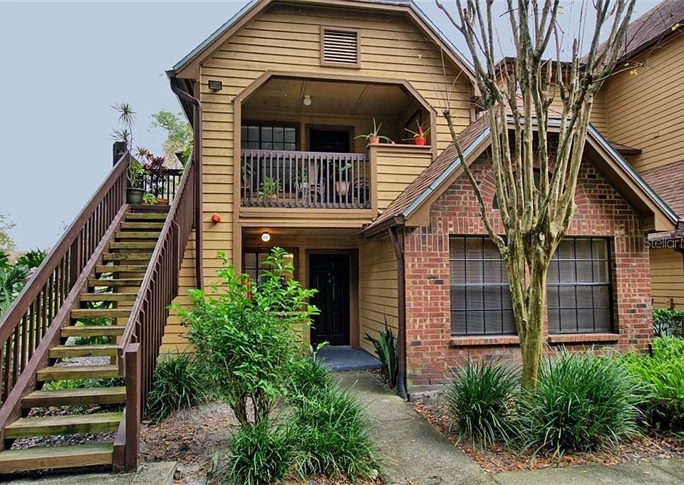 1st image of 415 Lakepointe Dr Unit 101
