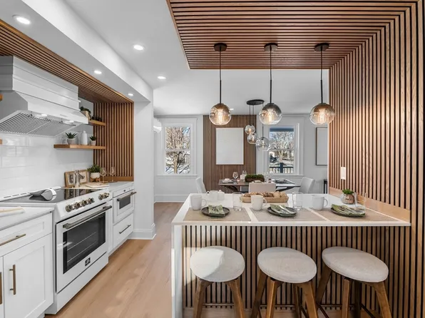 30 Burdett Rd, Lynn, MA 01904