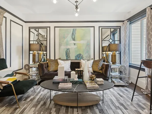 945 Capp St APT 4, San Francisco, CA 94110