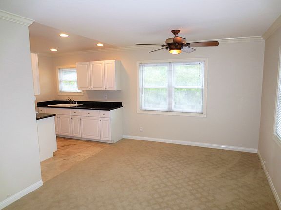 2nd image of 254 Cypress Dr APT B