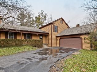18 Mayfair Ln, Lincolnshire, IL