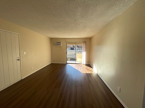5th image of 5762 Fullerton Ave APT 8