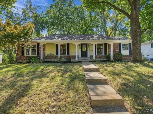 11868 Shallowbrook Dr, Saint Louis, MO 63146