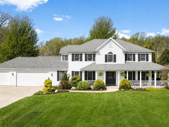 4264 N 700 E, Rolling Prairie, IN 46371