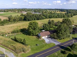 671 Snyder Hill Rd, Lititz, PA 17543