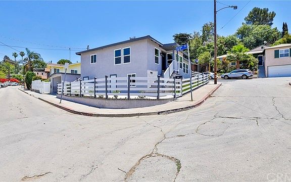 5th image of 4146 W 42nd Ave