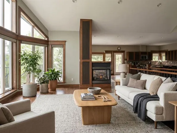 11 N Aimie Ave, White Sands, AB T0C 3B0