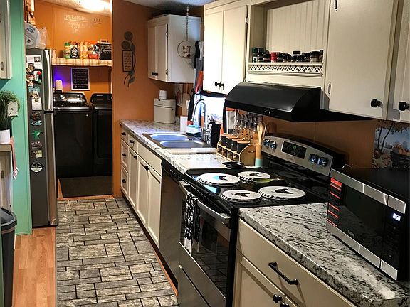 3rd image of 1192 Chobee Street