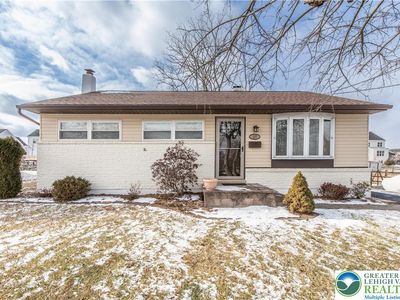 107 S 9th St, Coopersburg, PA, 18036