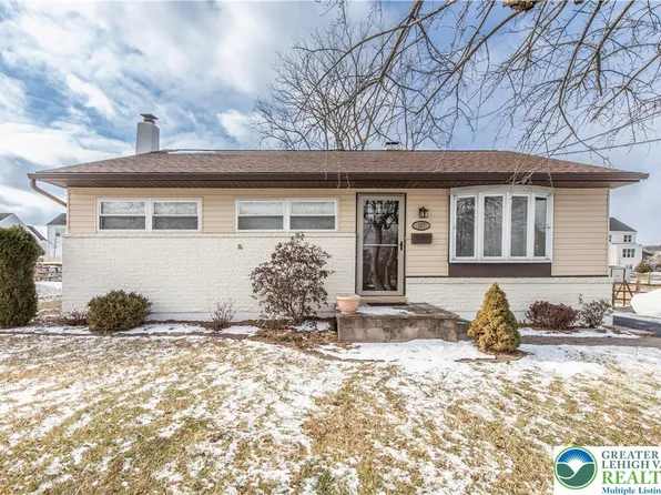 107 S 9th St, Coopersburg, PA 18036