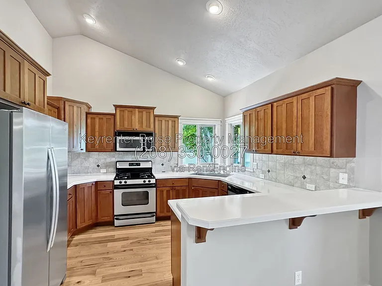 9198 W Avalanche Ct — Photo 3