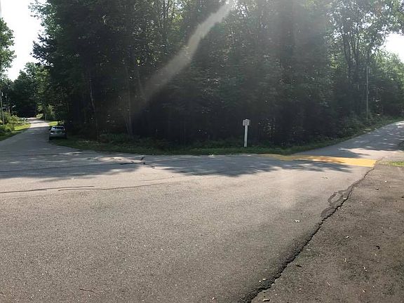 3rd image of 88 Hidden Valley Dr