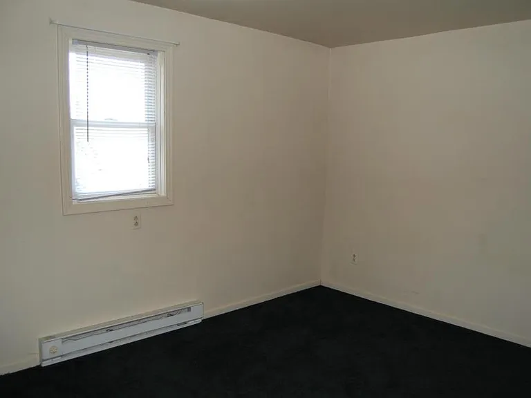 609 Grove City Rd #11 — Photo 7