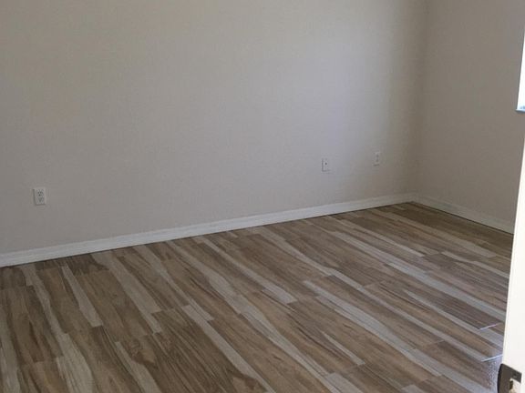 3rd image of 3395 NE 9th St Unit 204