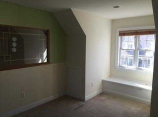 1 Hartshorn Ave, Worcester, MA 01602