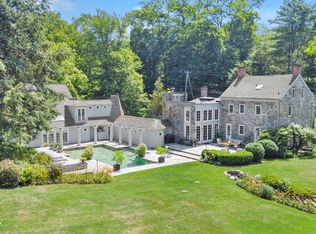 207 Farms Rd, Stamford, CT 06903