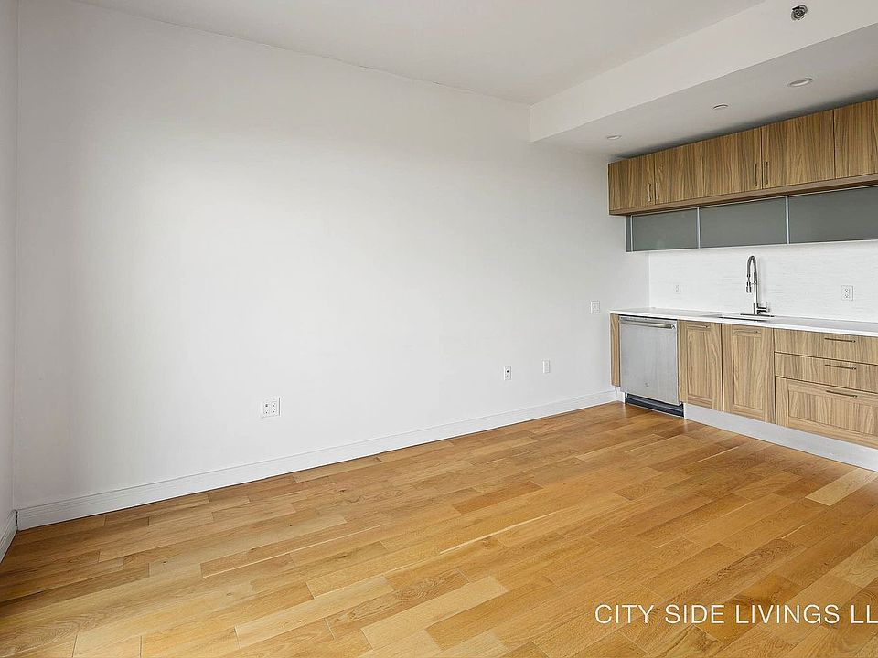 1st image of 1825 Ocean Ave #8T