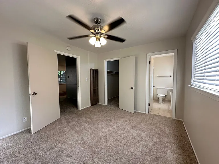 Must See Community in River Park Community ~ East Sac Area — Photo 31