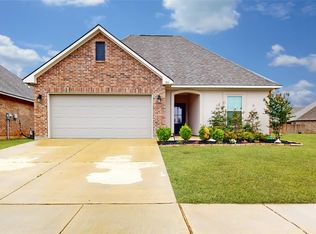 905 Hackberry Dr, Bossier City, LA 71111