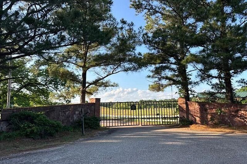 1st image of 14754 Ashley Dr