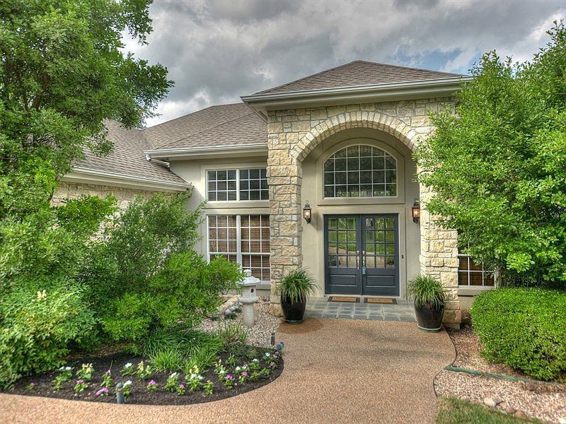 1st image of 9218 Leaning Rock Cir