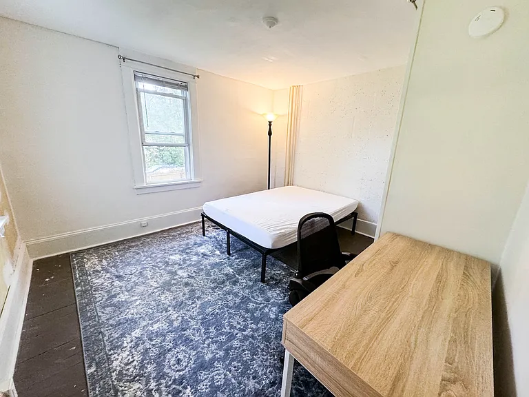 213 Cornell St — Photo 13