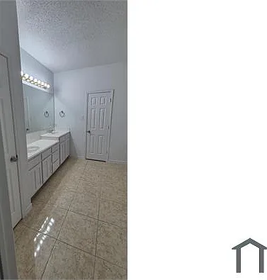 3205 Cantura Dr