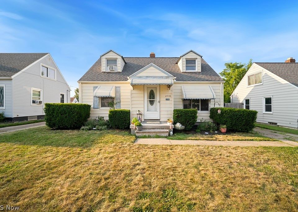 1st image of 2738 Silverdale Ave