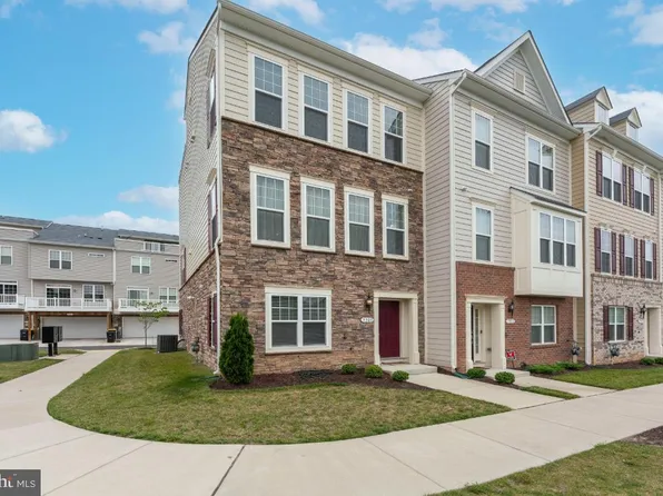 7309 Wood Trail Dr, Lanham, MD 20706