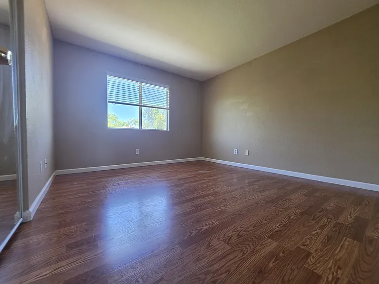 23752 Pepperleaf St — Photo 13