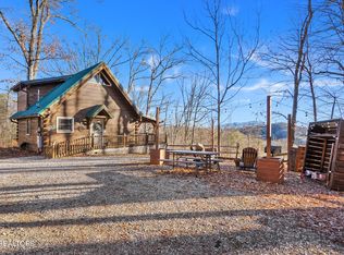 4361 Oakland Way Unit 3, Gatlinburg, TN 37738